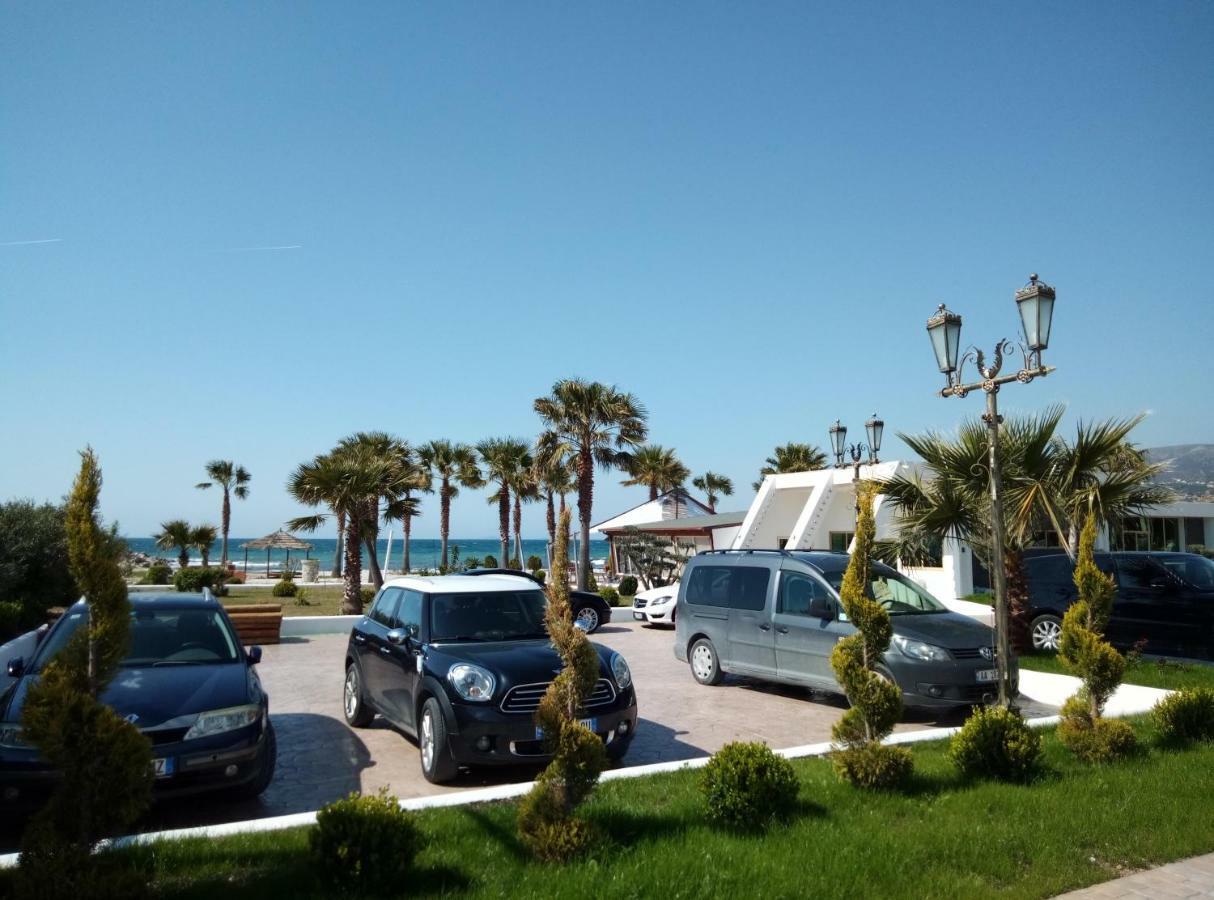 Elen Apartment - Adults Only Орикум Экстерьер фото