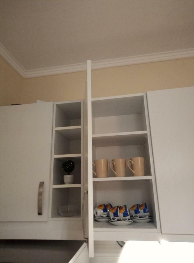 Elen Apartment - Adults Only Орикум Экстерьер фото